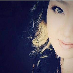 Meet your Posher, Sia